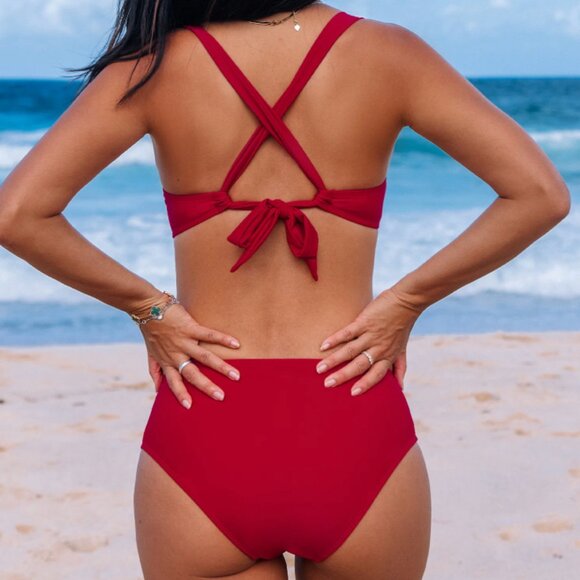 Red Raspberry Bikini M NEW WITH TAGS - Picture 2 of 2